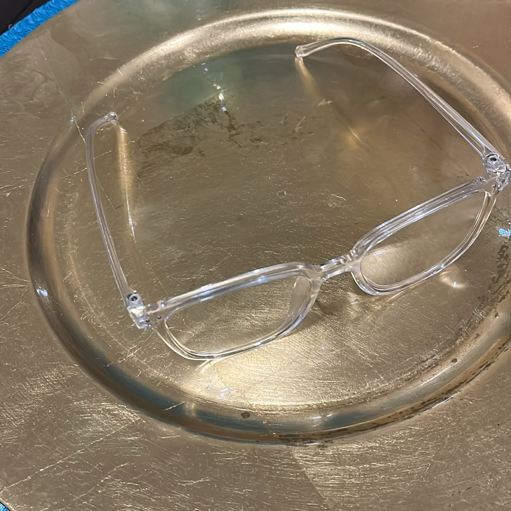 Clear Frames With Case - image 4